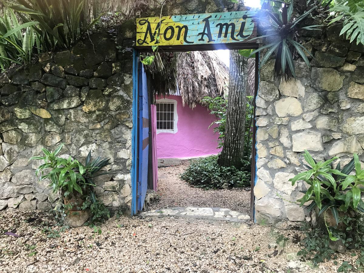 Hotel Mon Ami El Remate Eksteriør billede